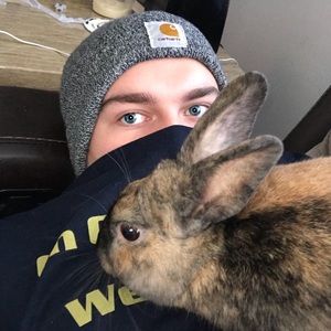 Meet your Posher, Blake